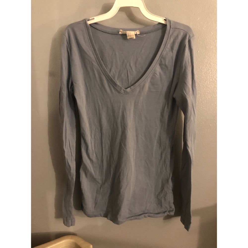 Light blue long sleeve v-neck